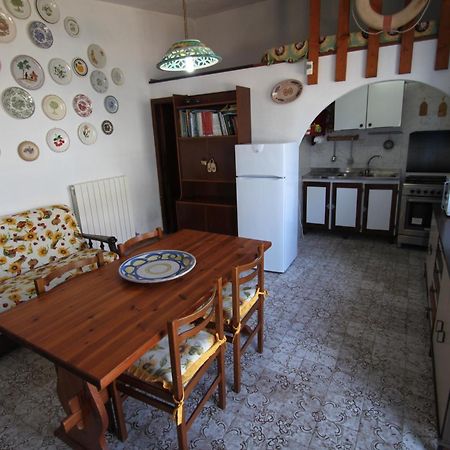 Camere & Case Vacanze Lo Scoglio Castel di Tusa Εξωτερικό φωτογραφία