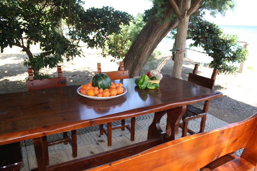 Camere & Case Vacanze Lo Scoglio Castel di Tusa Εξωτερικό φωτογραφία
