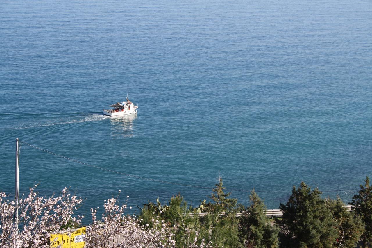 Camere & Case Vacanze Lo Scoglio Castel di Tusa Εξωτερικό φωτογραφία